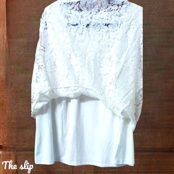 NWOT ISAACMIZRAHLIVE Plus Size One-sided Cream Color Frilly Lacy Tunic. - Picture 7 of 10